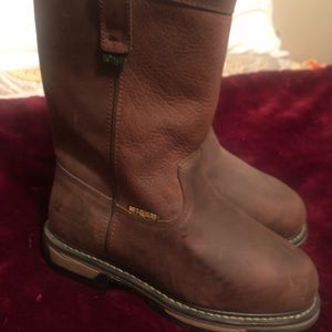 Rocky met-guard boots, brown, size 10 mens